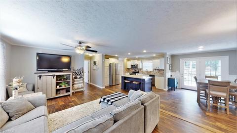 3958 Carriage House Cir, Trinity, NC 27370 photo 4
