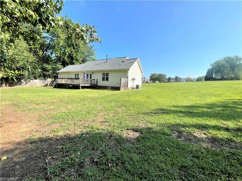 590 Saddlebred Loop, Stokesdale, NC 27357 photo 32
