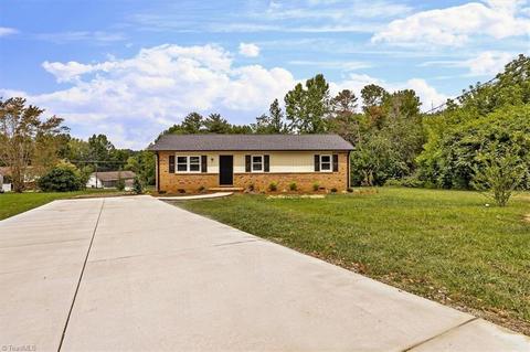 4132 Skyview Ct, Trinity, NC 27370 photo 1