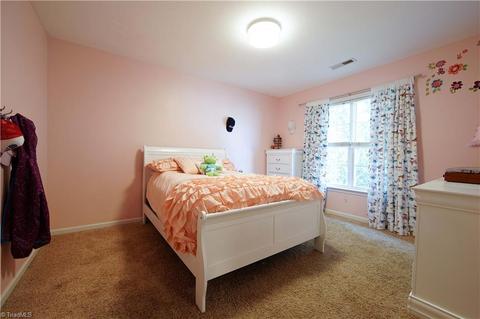 602 Pinestone Ct, High Point, NC 27265 photo 33