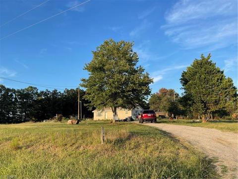 2157 Willie Wright Rd, Ramseur, NC 27316 photo 2