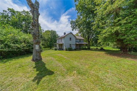 8176 Peak Rd, Clemmons, NC 27012 photo 6