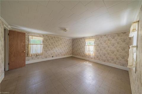 8176 Peak Rd, Clemmons, NC 27012 photo 19