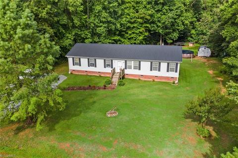 2219 Oxford Dr, Staley, NC 27355 photo 2