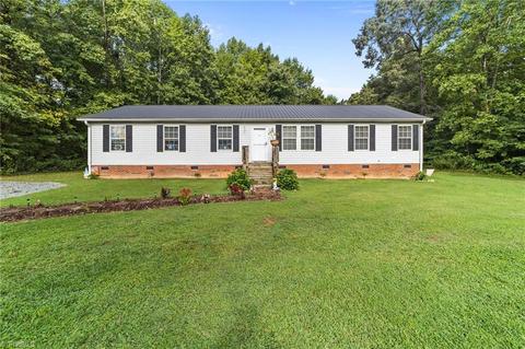 2219 Oxford Dr, Staley, NC 27355 photo 1