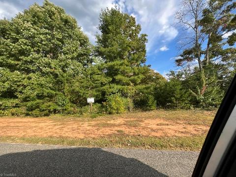 00 Westbridge Pl #LOT 104, Mount Airy, NC 27030