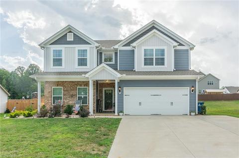 114 Cedar Xing, Trinity, NC 27370 photo 1