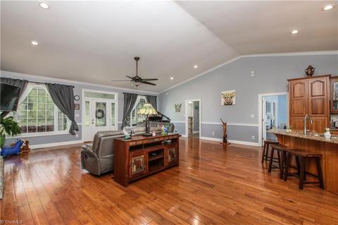 5852 Gallimore Town Rd, Trinity, NC 27370 photo 15