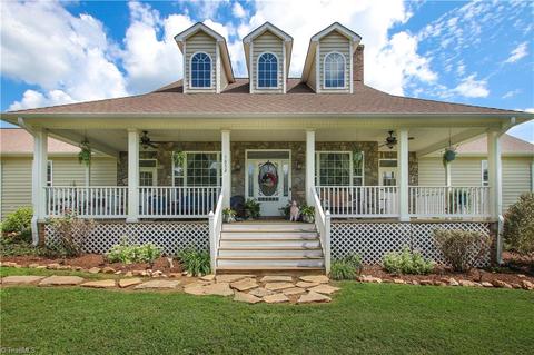 5852 Gallimore Town Rd, Trinity, NC 27370 photo 3