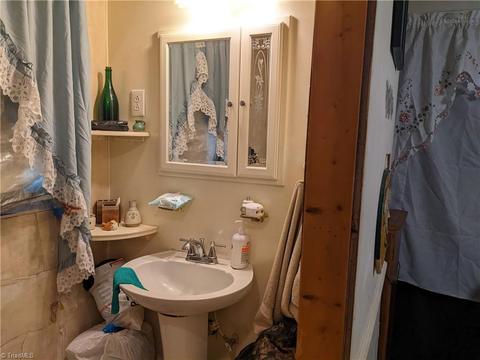6010 Whites Chapel Rd, Staley, NC 27355 photo 15