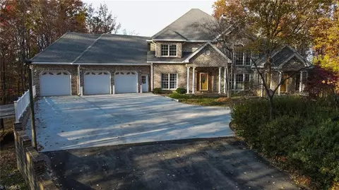 4570 Clingman Rd, Ronda, NC 28670