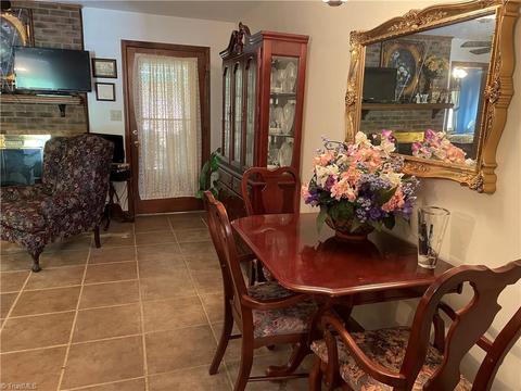 1716 Beaucrest Ave, High Point, NC 27265 photo 3