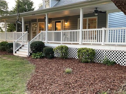 4400 Kendale Rd, High Point, NC 27265 photo 2