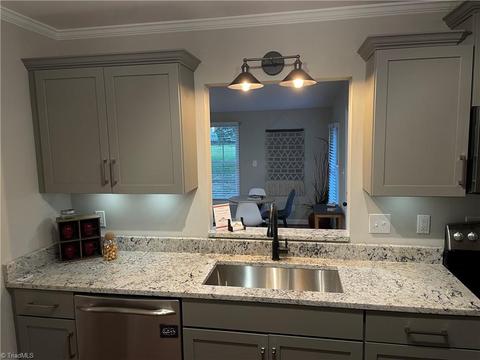 4400 Kendale Rd, High Point, NC 27265 photo 17