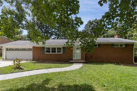 2003 Arden Pl, High Point, NC 27265