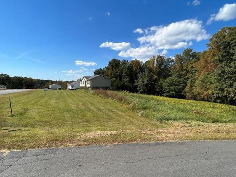 00 Page Farm Rd #.82 AC, Mount Airy, NC 27030