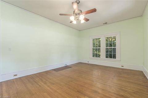 708 Unity St, Thomasville, NC 27360 photo 5