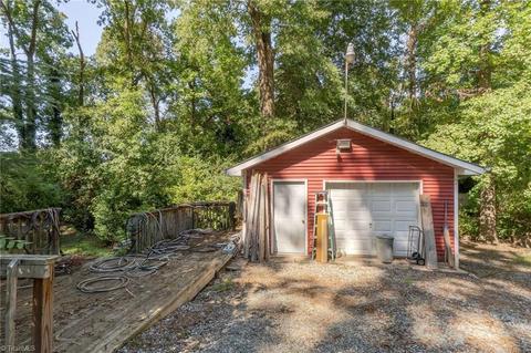 708 Unity St, Thomasville, NC 27360 photo 24
