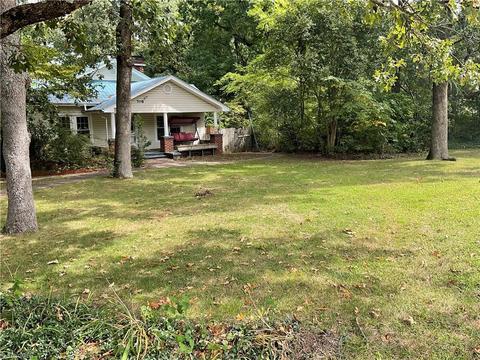 708 Unity St, Thomasville, NC 27360 photo 3