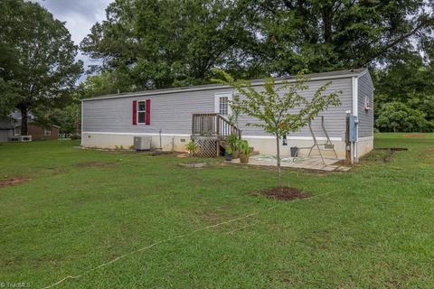 215 Meeks Rd, Eden, NC 27288 photo 20