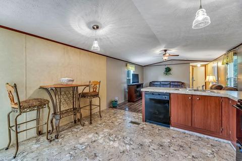 215 Meeks Rd, Eden, NC 27288 photo 11