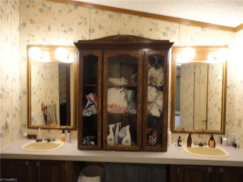 5208 Poplar Ridge Rd, Trinity, NC 27370 photo 19