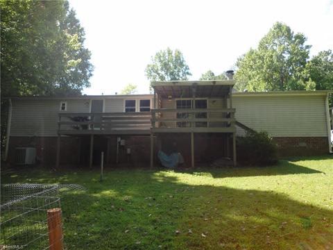 5208 Poplar Ridge Rd, Trinity, NC 27370 photo 4