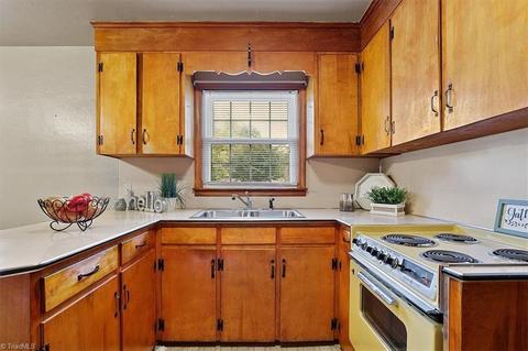 133 Barwood Ter, Trinity, NC 27370 photo 12