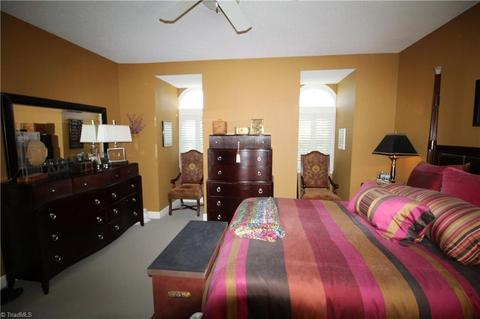 1000 Nuthatch Ct, High Point, NC 27262 photo 15