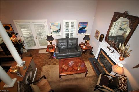 1000 Nuthatch Ct, High Point, NC 27262 photo 12