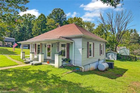 715 E Warren Ave, Eden, NC 27288 photo 5