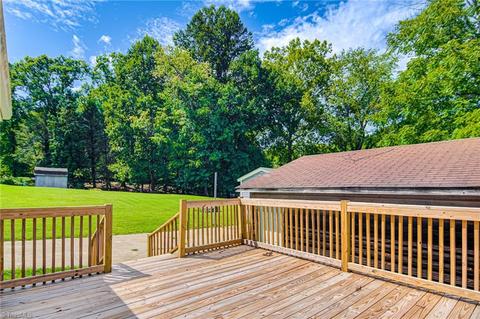 715 E Warren Ave, Eden, NC 27288 photo 24