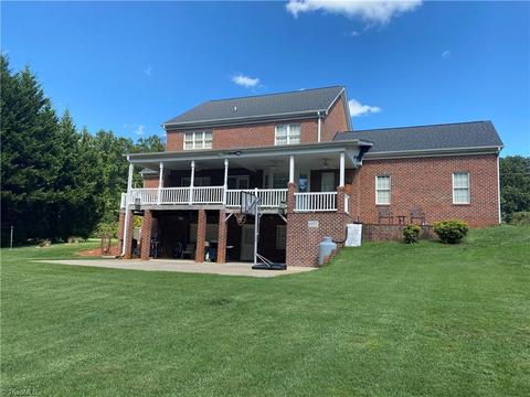 137 Thomas Rd, King, NC 27021 photo 12