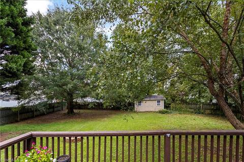 3324 Sumter Dr, High Point, NC 27265 photo 8