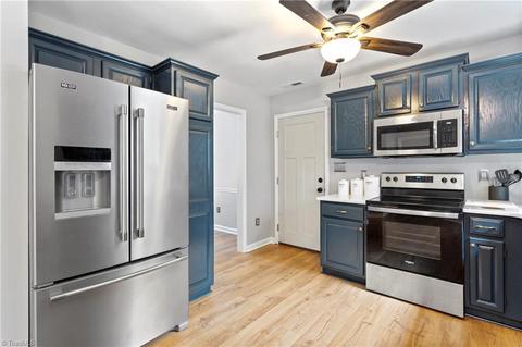 3324 Sumter Dr, High Point, NC 27265 photo 14