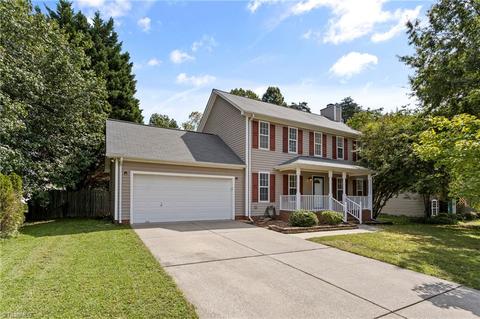 3324 Sumter Dr, High Point, NC 27265 photo 1