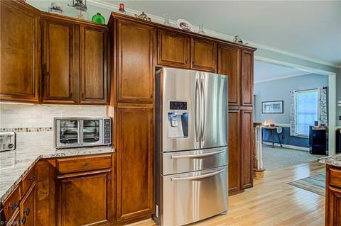 281 Berkeley Dr, Lexington, NC 27295 photo 11