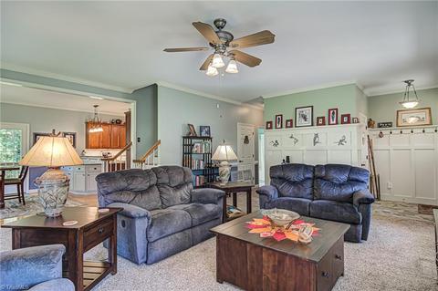 281 Berkeley Dr, Lexington, NC 27295 photo 7