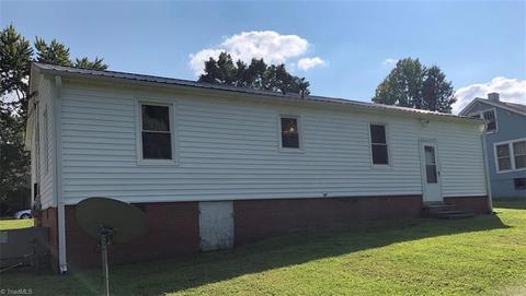 821 Nance Ave, High Point, NC 27263 photo 3