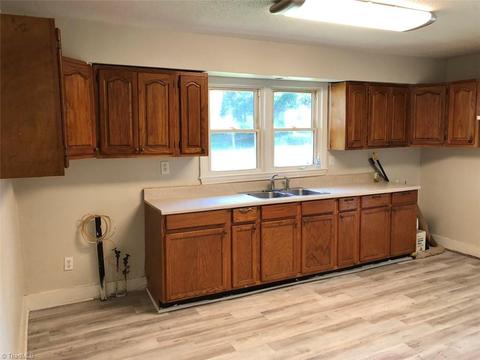 821 Nance Ave, High Point, NC 27263 photo 11
