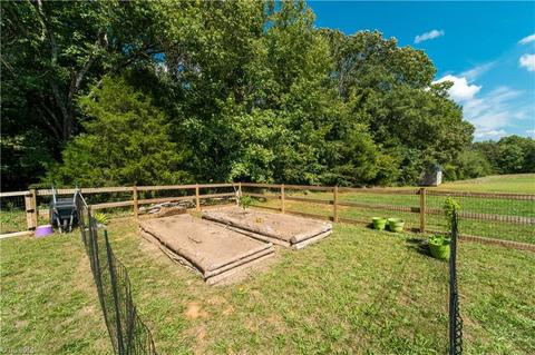 127 Saddlebrook Dr, Advance, NC 27006 photo 34