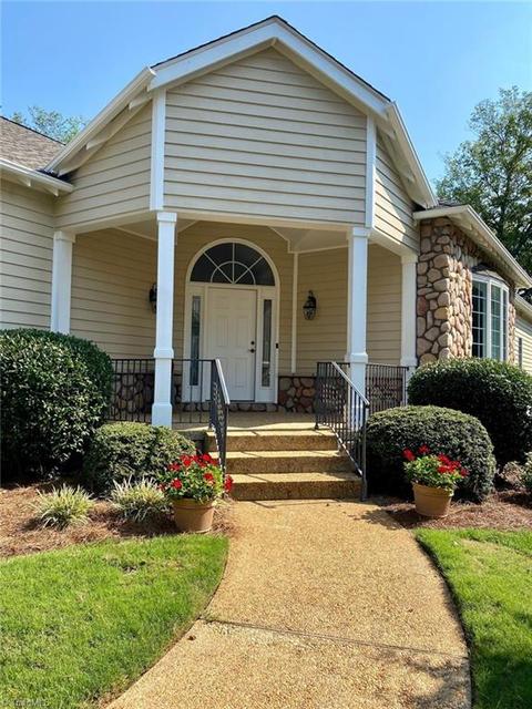 234 Oleander Dr, Bermuda Run, NC 27006