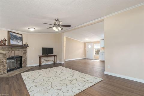 6433 Eagle Landing Dr, Trinity, NC 27370 photo 10