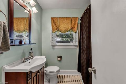 513 Spruce St, High Point, NC 27262 photo 22