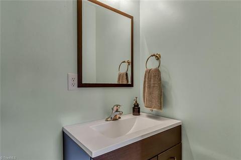 513 Spruce St, High Point, NC 27262 photo 18