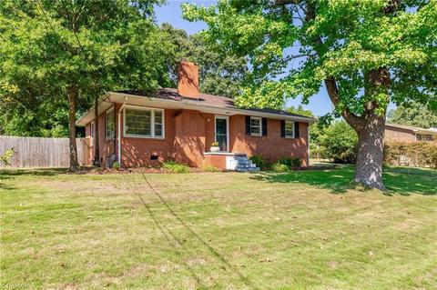 513 Spruce St, High Point, NC 27262 photo 2