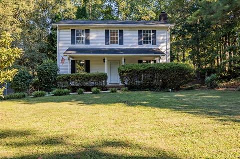 4352 Forest Manor Dr, Trinity, NC 27370 photo 1