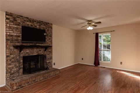 4352 Forest Manor Dr, Trinity, NC 27370 photo 5