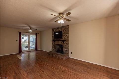 4352 Forest Manor Dr, Trinity, NC 27370 photo 4