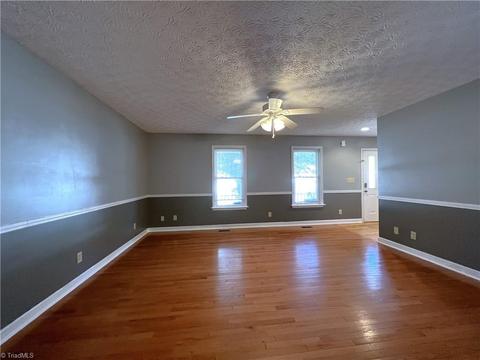 509 Summit St, Madison, NC 27025 photo 20